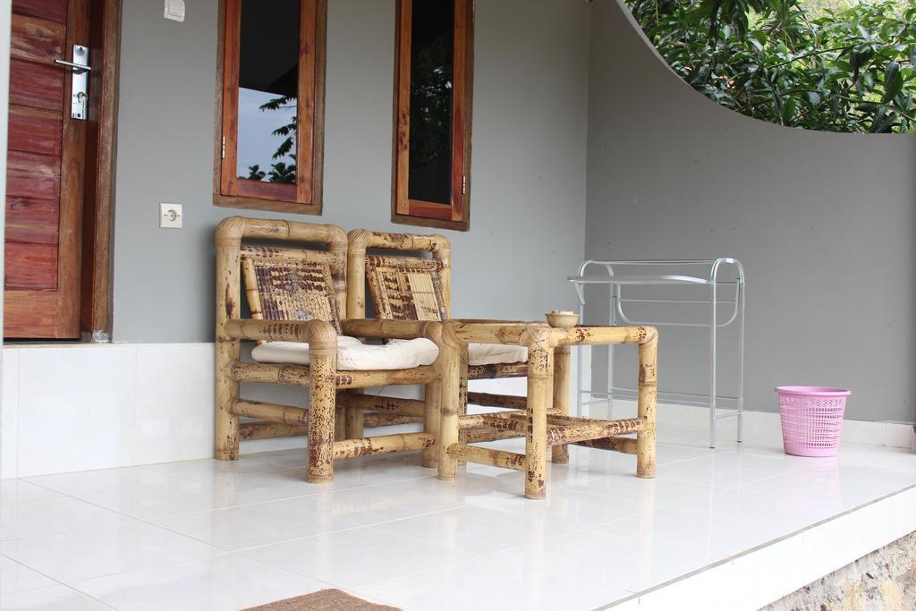 Join Homestay Kuta  Buitenkant foto