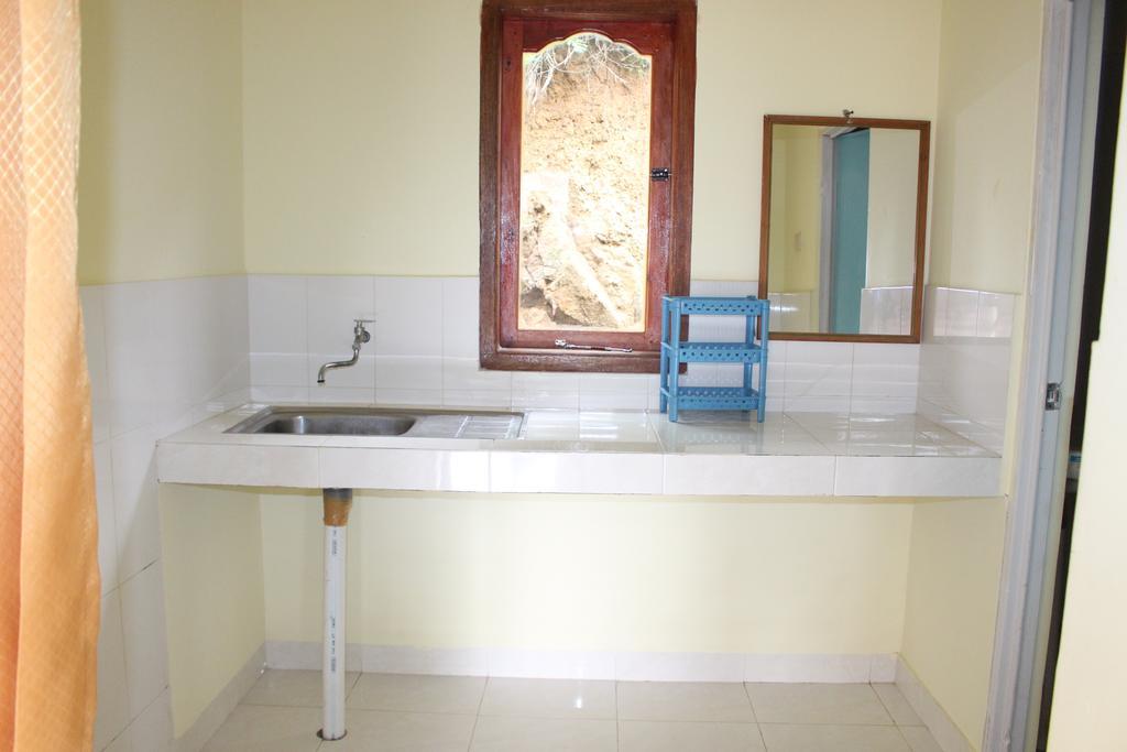 Join Homestay Kuta  Buitenkant foto