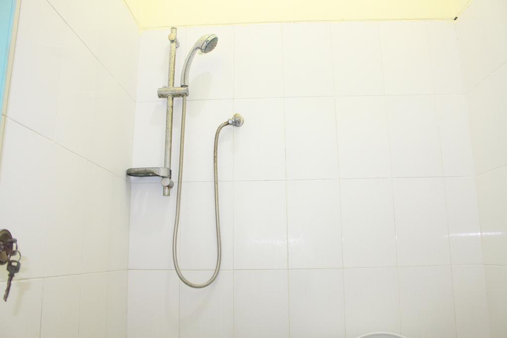 Join Homestay Kuta  Buitenkant foto