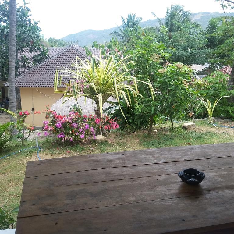 Join Homestay Kuta  Buitenkant foto
