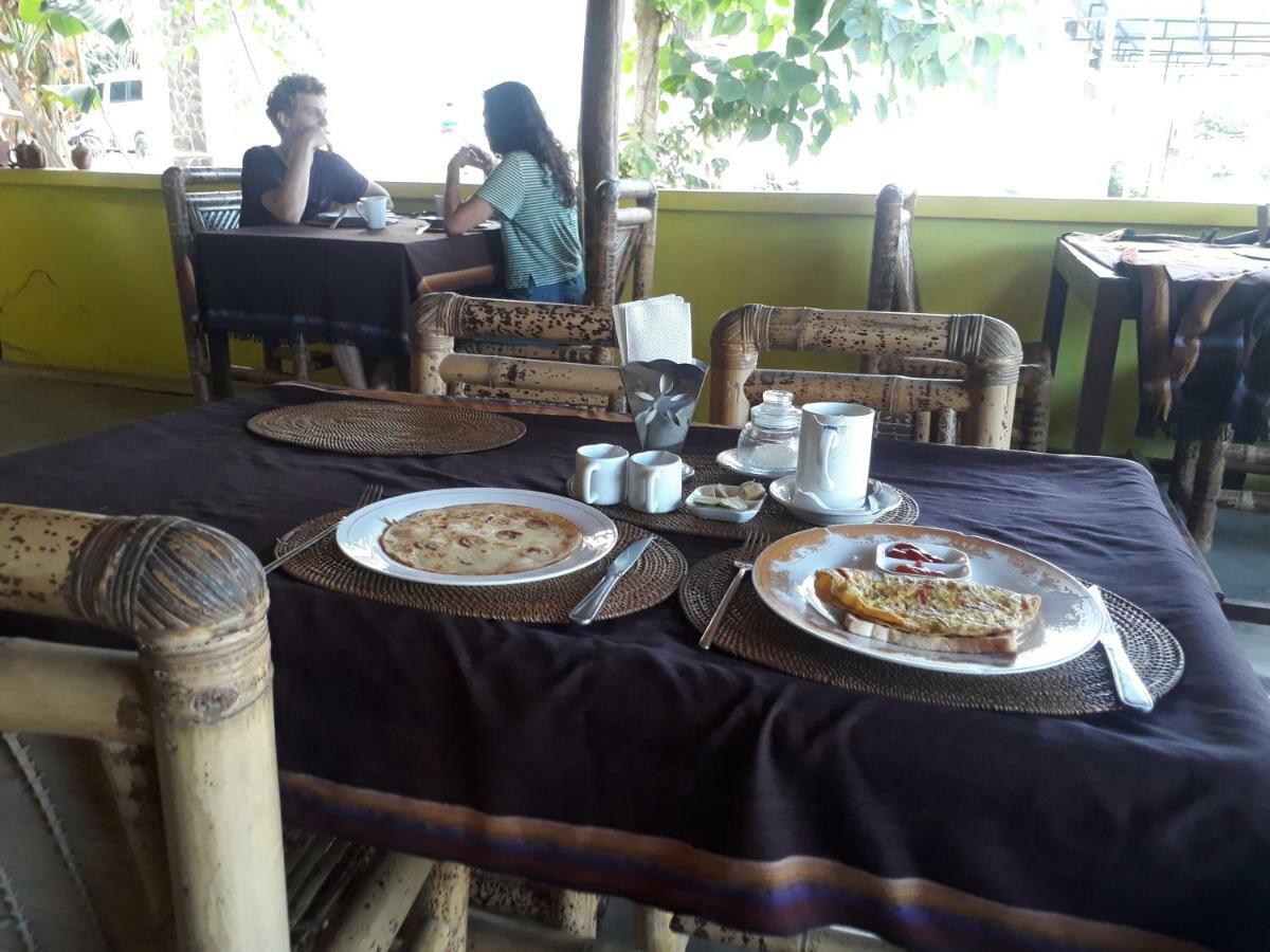Join Homestay Kuta  Buitenkant foto